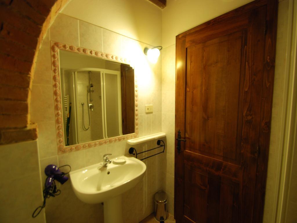 Agriturismo Bellavista Chiusure Luaran gambar