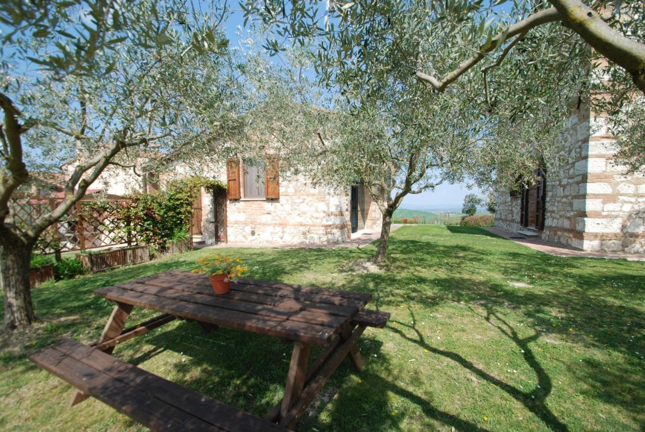 Agriturismo Bellavista Chiusure Luaran gambar
